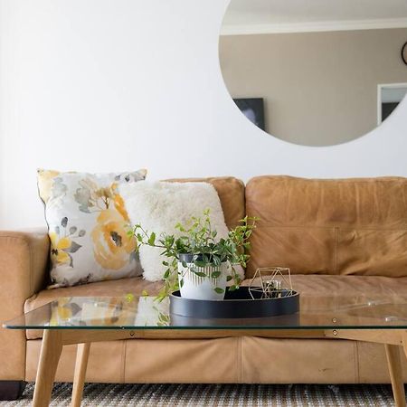 Modern, Trendy And Comfortable 2 Bedroom Apartment In Cape Town Ngoại thất bức ảnh