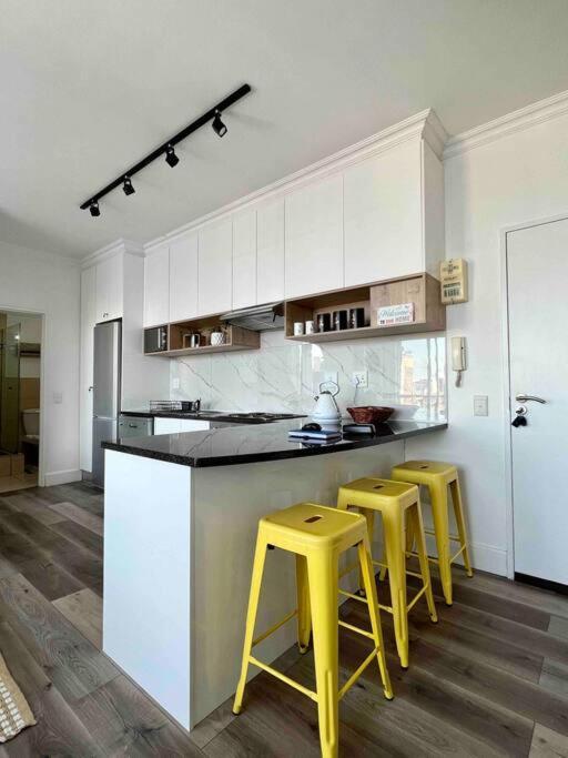 Modern, Trendy And Comfortable 2 Bedroom Apartment In Cape Town Ngoại thất bức ảnh
